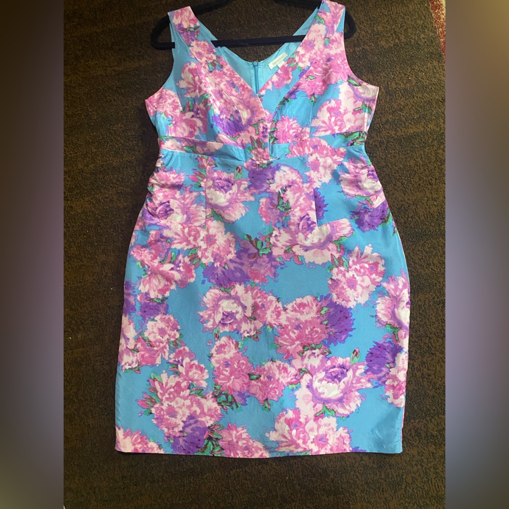 Silk Sleeveless Deep V-Neck Party Dress